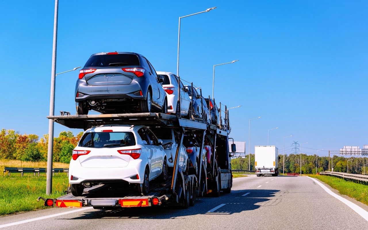 best way to tow a car long distance